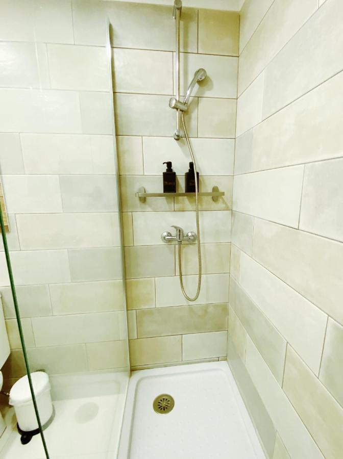 apartamento na praia Costa da Caparica Esterno foto