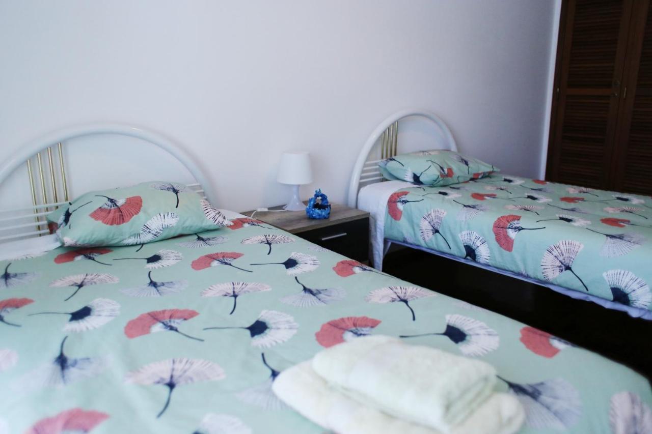apartamento na praia Costa da Caparica Esterno foto